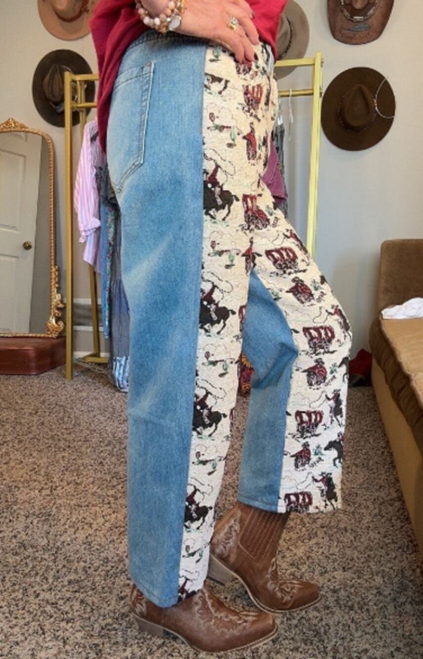 Oli & Hali Lasso & Trail Cowboy Tapestry Two Tone Jeans M NWOT Western Americana